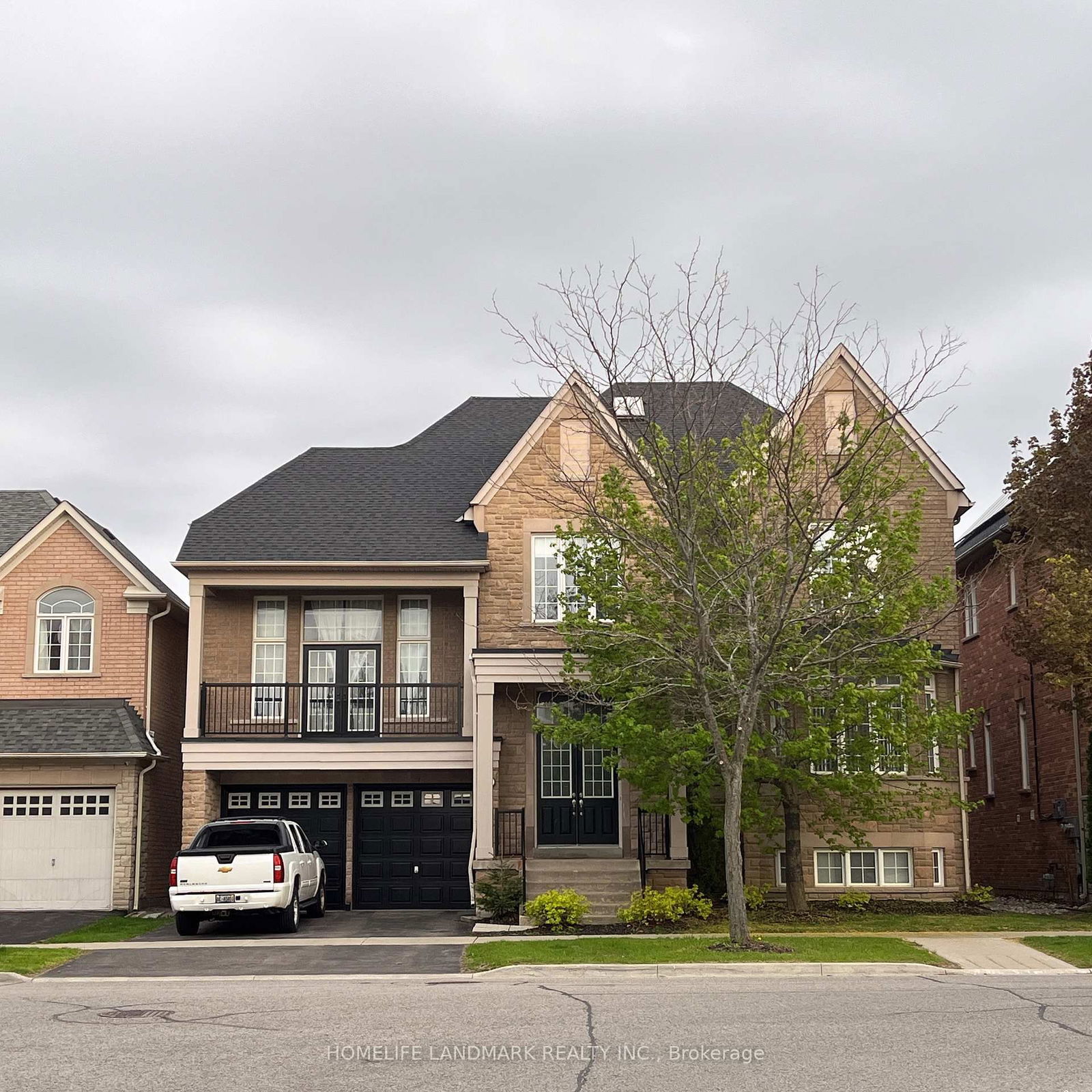 Detached House for sale at 9 Alpaca Drive, Richmond Hill, Jefferson, L4E 0E6 - MLS: N12149635