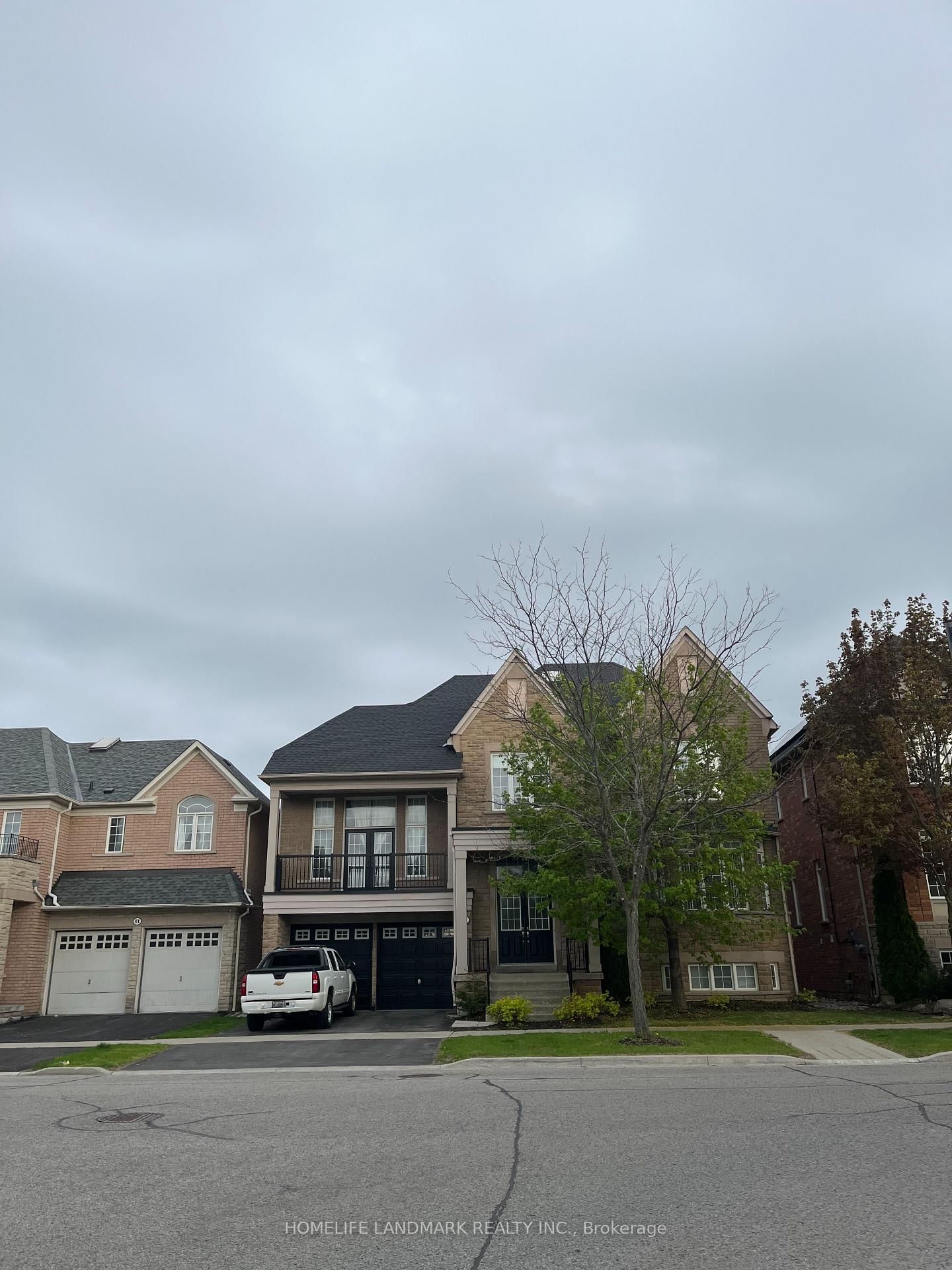 Detached House for sale at 9 Alpaca Drive, Richmond Hill, Jefferson, L4E 0E6 - MLS: N12149635