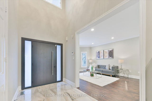 25 Vandermeer Drive