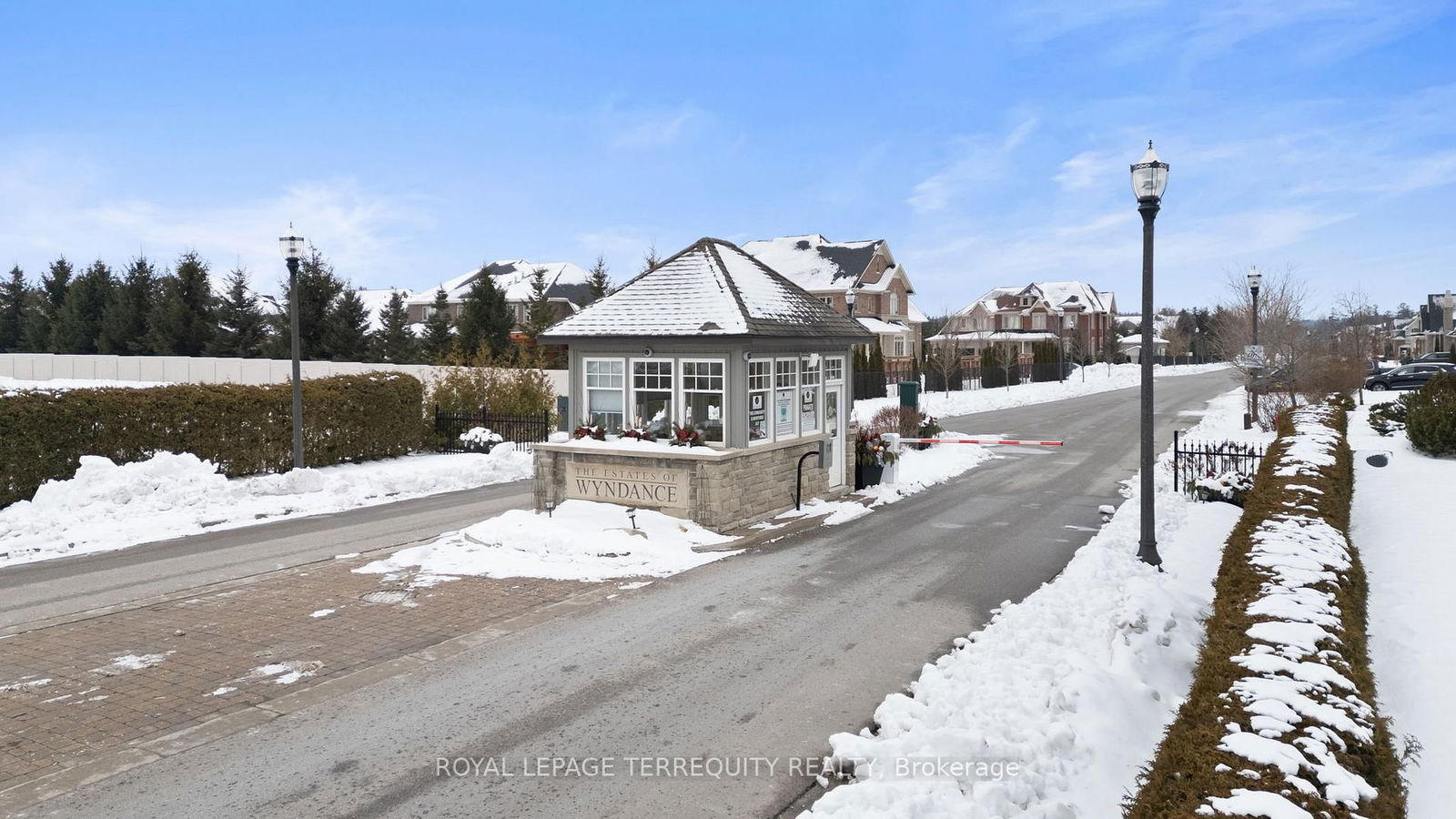 Detached House for sale at 20 Country Club Crescent, Uxbridge, Rural Uxbridge, L9P 0B8 - MLS: N12150078