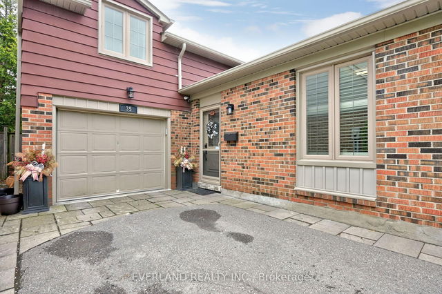 35 Ravengloss Drive