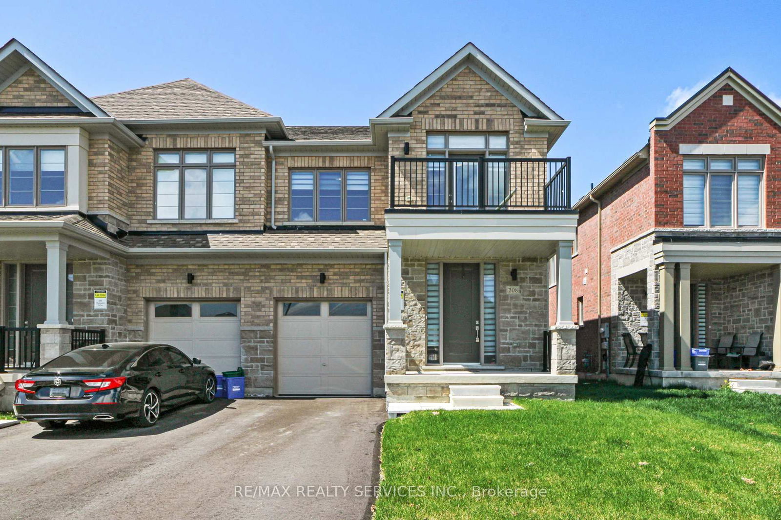 Semi-Detached House for sale at 208 Thompson Drive, East Gwillimbury, Holland Landing, L9N 0V7 - MLS: N12150593