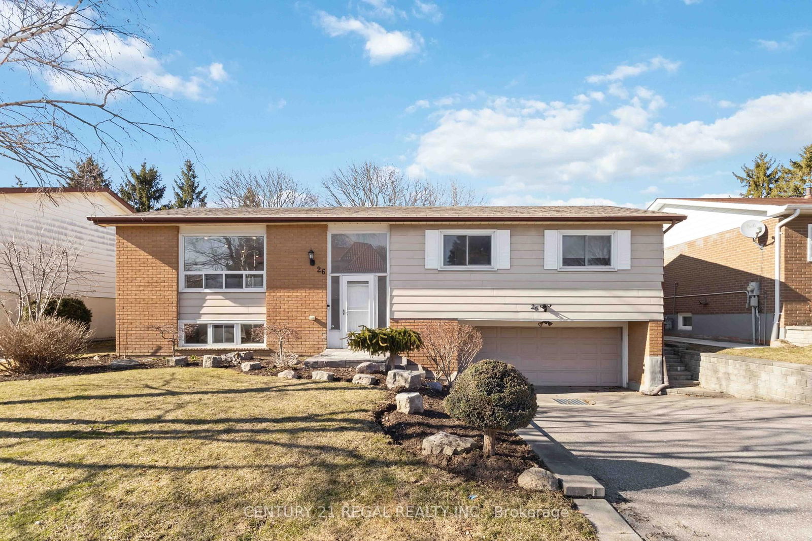 Detached House for sale at 26 Sir Bedevere Place, Markham, Markham Village, L3P 2W2 - MLS: N12150790