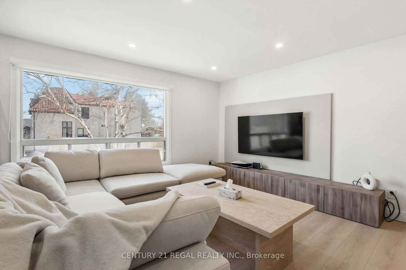 Detached House for sale at 26 Sir Bedevere Place, Markham, Markham Village, L3P 2W2 - MLS: N12150790