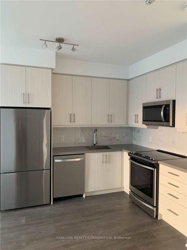 1502 - 85 Oneida Crescent