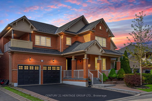 10 Grand Oak Drive