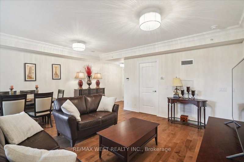 405 - 9255 Jane St, Vaughan, L6A 0K1 | Image 3