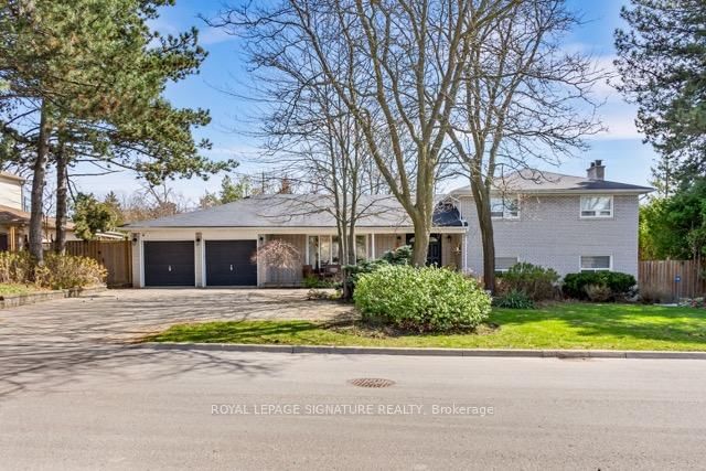 Detached House for sale at 3 Wildrose Crescent, Markham, Bayview Glen, L3T 1N6 - MLS: N12152001