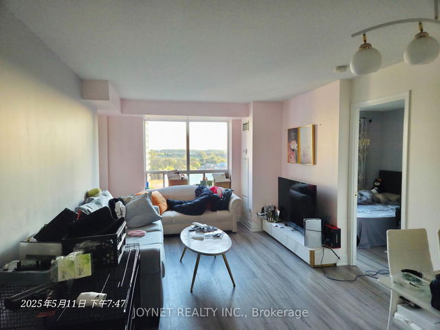 1102 - 11 Oneida Crescent