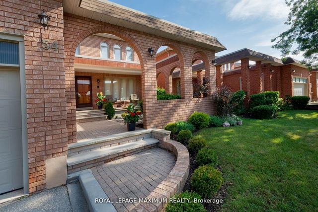 54 Claudia Avenue