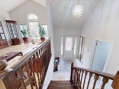 2 Snively St, Richmond Hill - Oak Ridges Lake Wilcox image-0-3