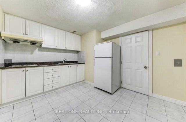 2 Maitland Drive