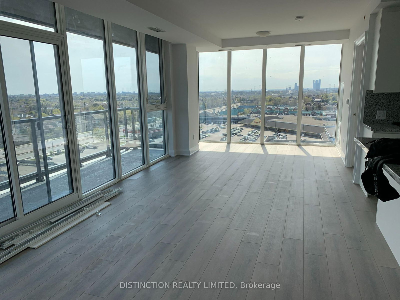 Condo for sale at 1005-10 Gatineau Drive, Vaughan, Beverley Glen, L4J 0L2 - MLS: N12152838