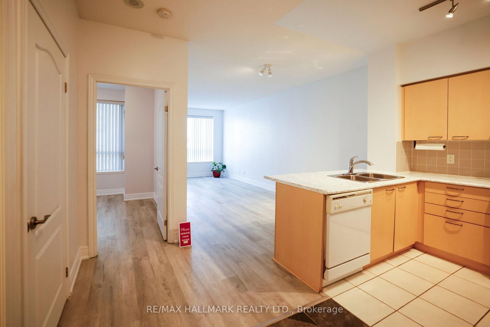 112-62 Suncrest Boulevard, Markham, ON