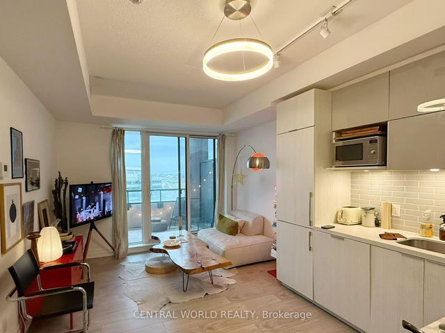 1109 - 10 Rouge Valley Drive