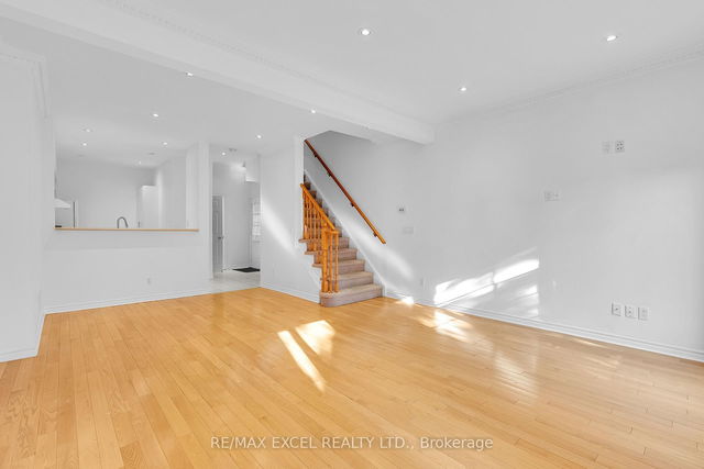 16 - 23 St Moritz Way