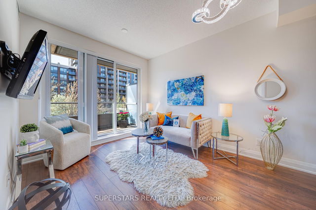 226 - 28 Uptown Drive