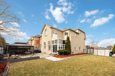 85 Queensway Dr, Richmond Hill - Rouge Woods image-0-3