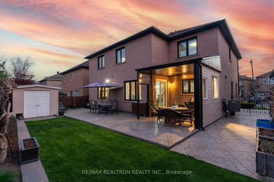 9 Mendocino Dr, Vaughan - Sonoma Heights image-0-4