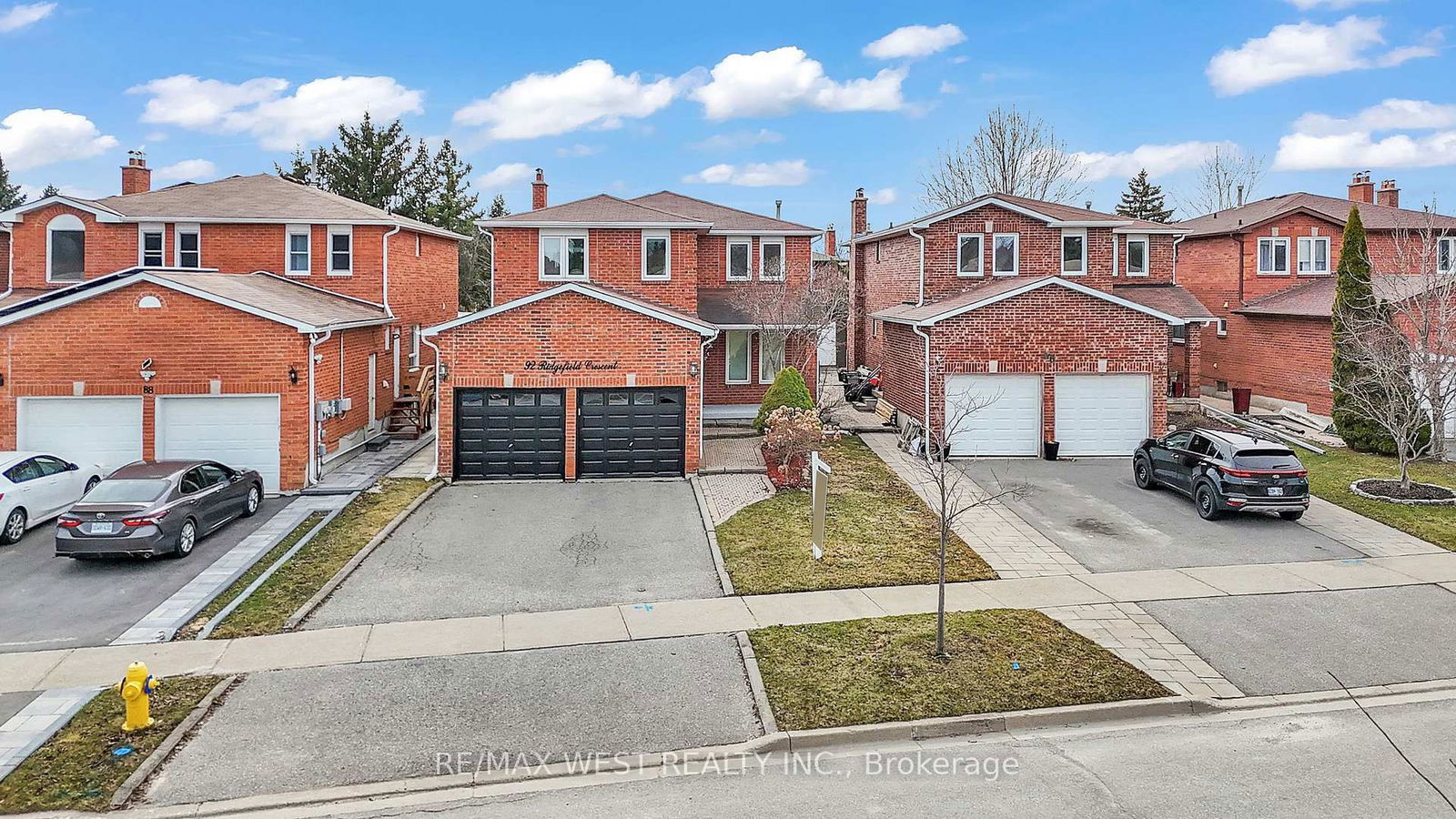 Detached House for sale at 92 Ridgefield Crescent, Vaughan, Maple, L6A 1J8 - MLS: N12154089