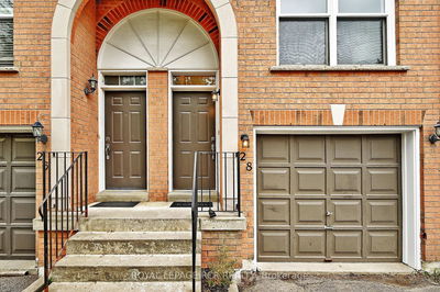 28 Wyatt Lane, Aurora - Bayview Wellington image-0-1