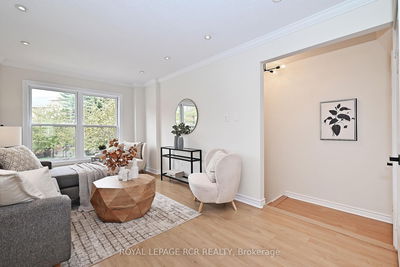 28 Wyatt Lane, Aurora - Bayview Wellington image-0-3