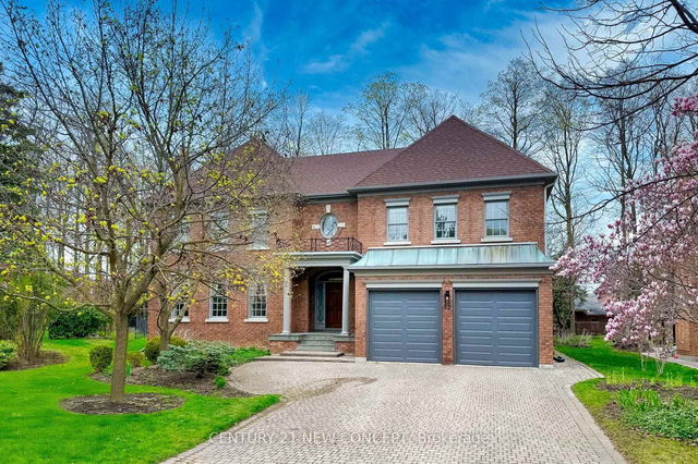 12 Chaplin Court