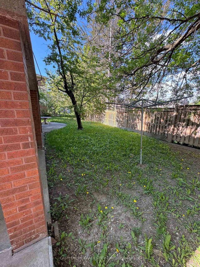 20 Wigwoss Drive