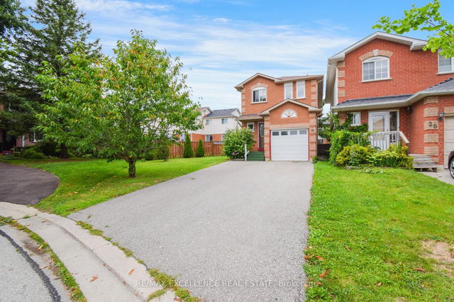 28 McKnight Crescent