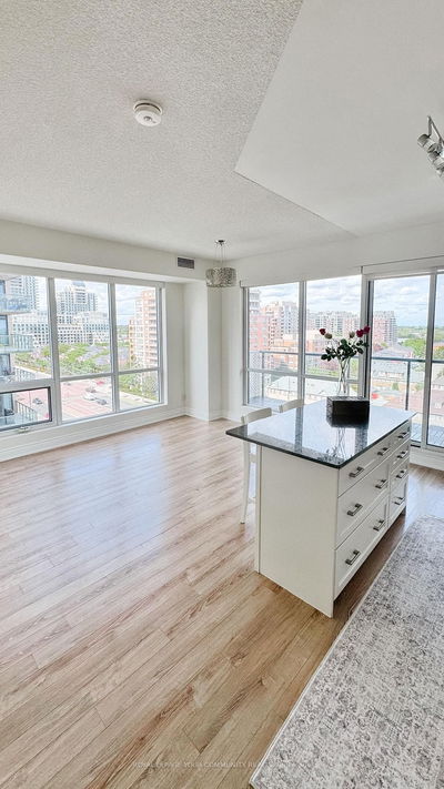 Unit 905A — 9088 Yonge St, Richmond Hill - South Richvale image-0-4