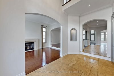 383 Paradelle Dr, Richmond Hill - Oak Ridges Lake Wilcox image-0-4