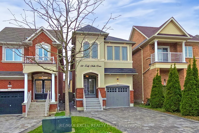 422 Lady Nadia Dr, Vaughan, L6A 4E8 | Image 2