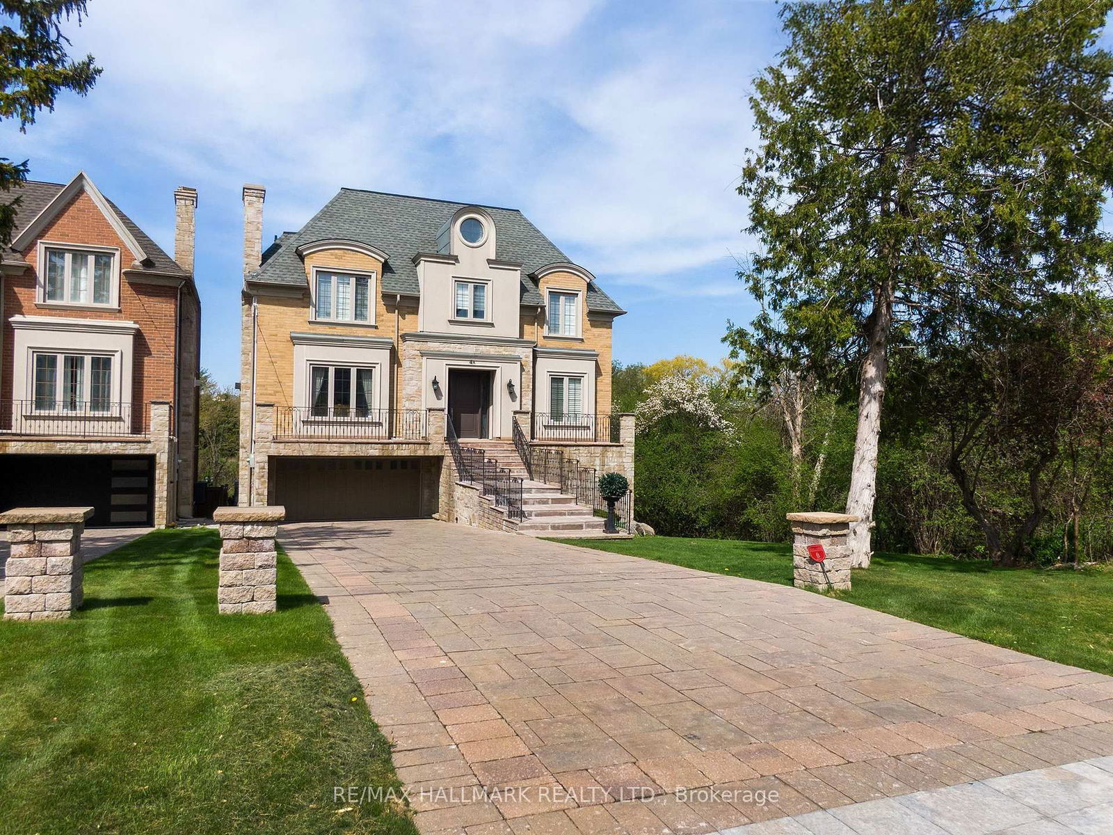 Detached House for sale at 4A Long Hill Drive, Richmond Hill, Jefferson, L4E 3M5 - MLS: N12156201