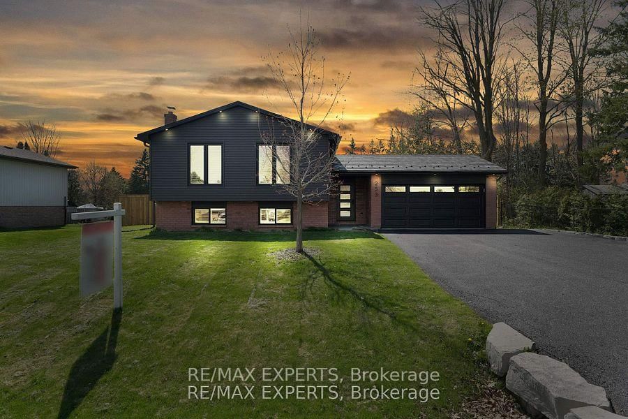 Detached House for sale at 253 Spencer Avenue, Essa, Thornton, L0L 2N0 - MLS: N12156259