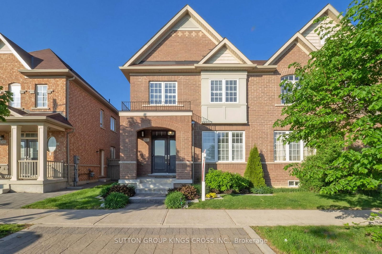 Semi-Detached House for sale at 207 Barons Street, Vaughan, Kleinburg, L4H 3Y8 - MLS: N12156523