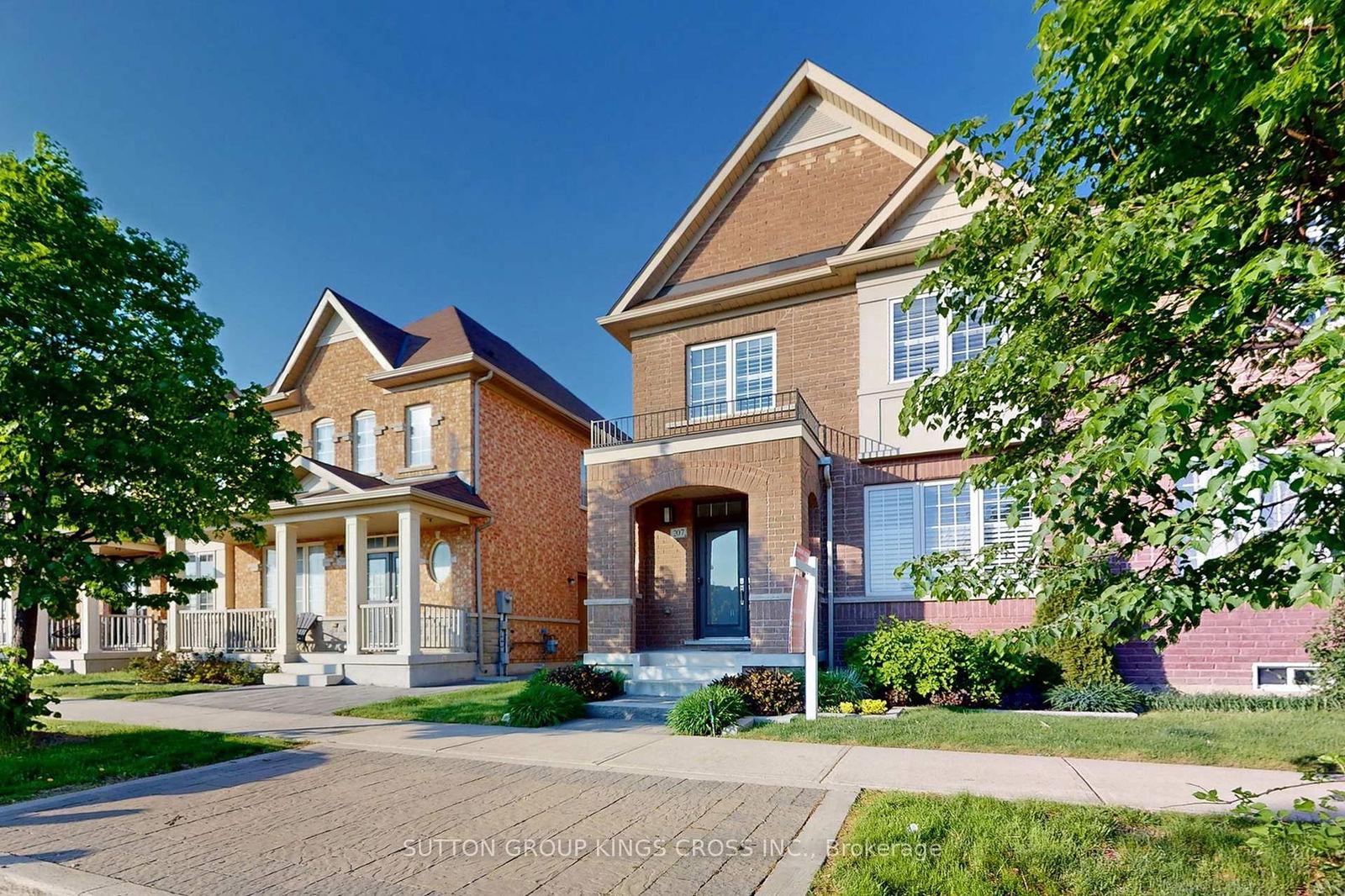 Semi-Detached House for sale at 207 Barons Street, Vaughan, Kleinburg, L4H 3Y8 - MLS: N12156523