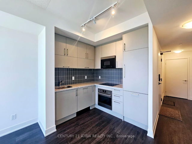 1517 - 56 Andre De Grasse Street