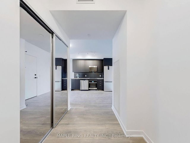 1125 - 498 Caldari Road