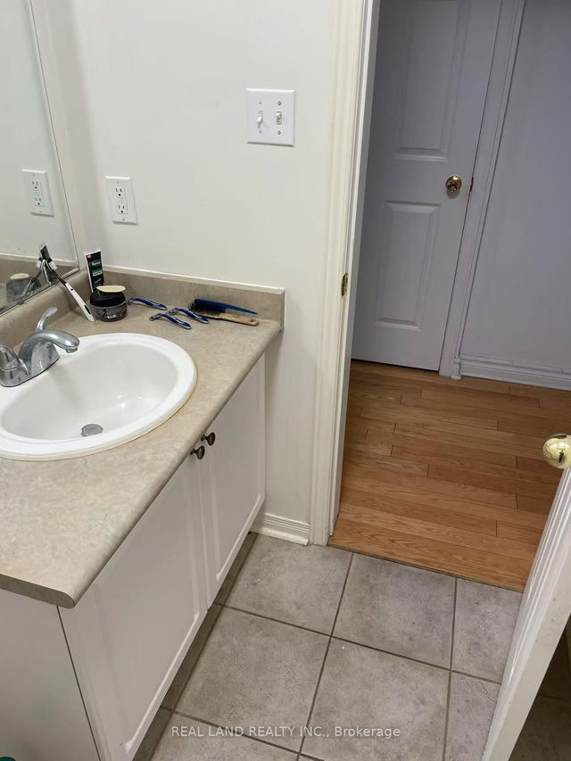 Room - 188 Bantry Avenue