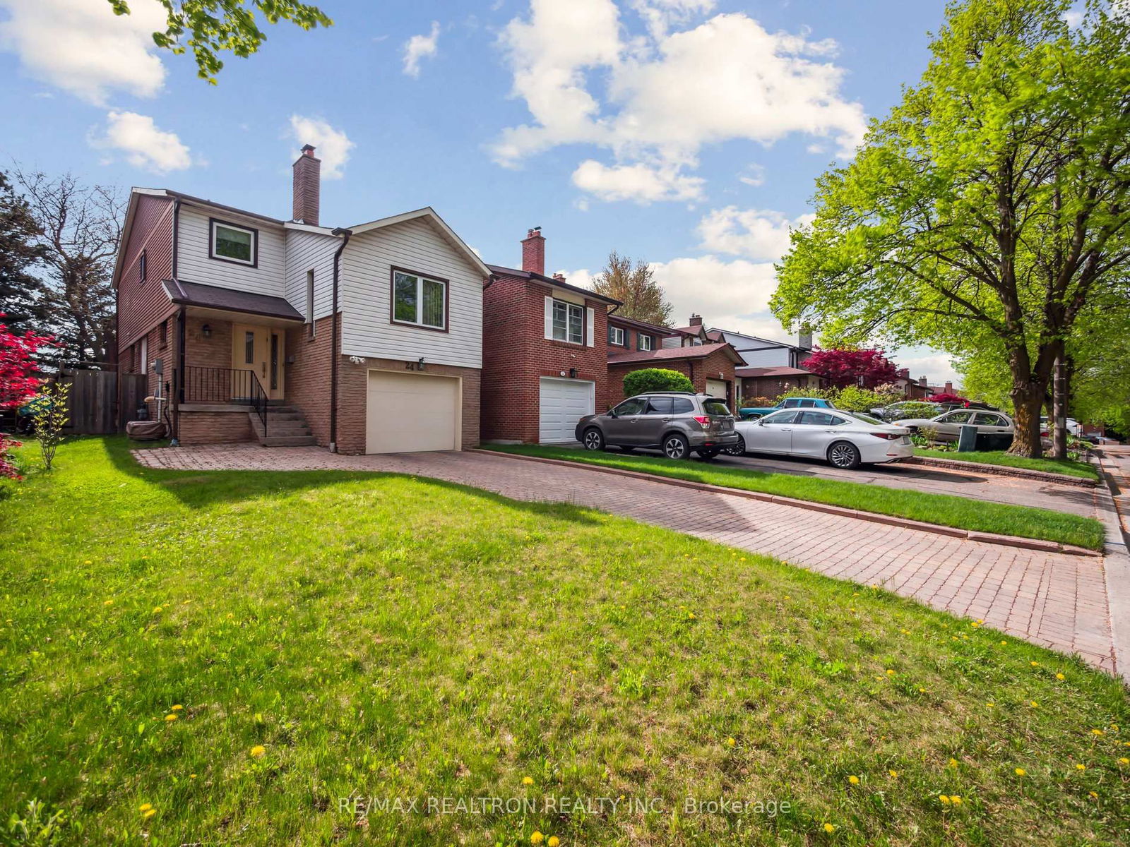 Detached House for sale at 24 FRASER Street, Markham, Aileen-Willowbrook, L3T 5H6 - MLS: N12157175