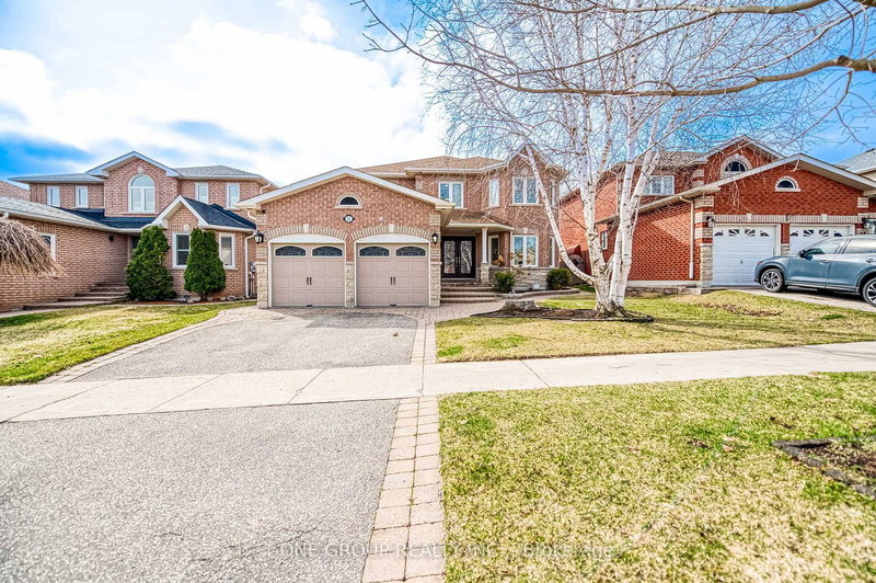 Upper Level - 11 Saint Ave, Bradford West Gwillimbury, L3Z 3E6 | Image 2