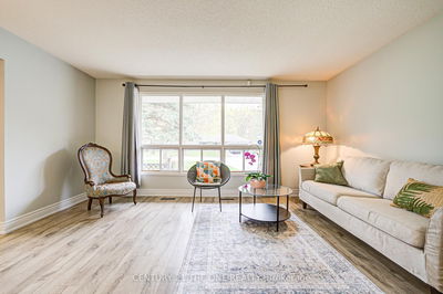 63 Kilpatrick Dr, East Gwillimbury - Holland Landing image-0-4