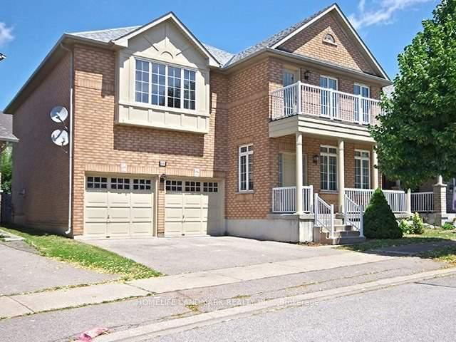 66 Foxfield Crescent