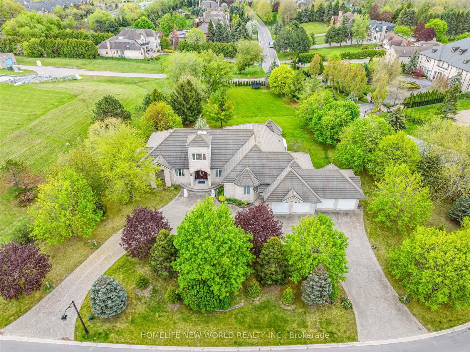 Detached House for sale at 760 Woodland Acres Crescent, Vaughan, Rural Vaughan, L6A 1G2 - MLS: N12157889