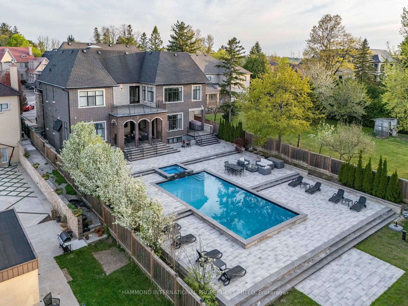 Detached House for sale at 84 Garden Avenue, Richmond Hill, South Richvale, L4C 6M1 - MLS: N12157939