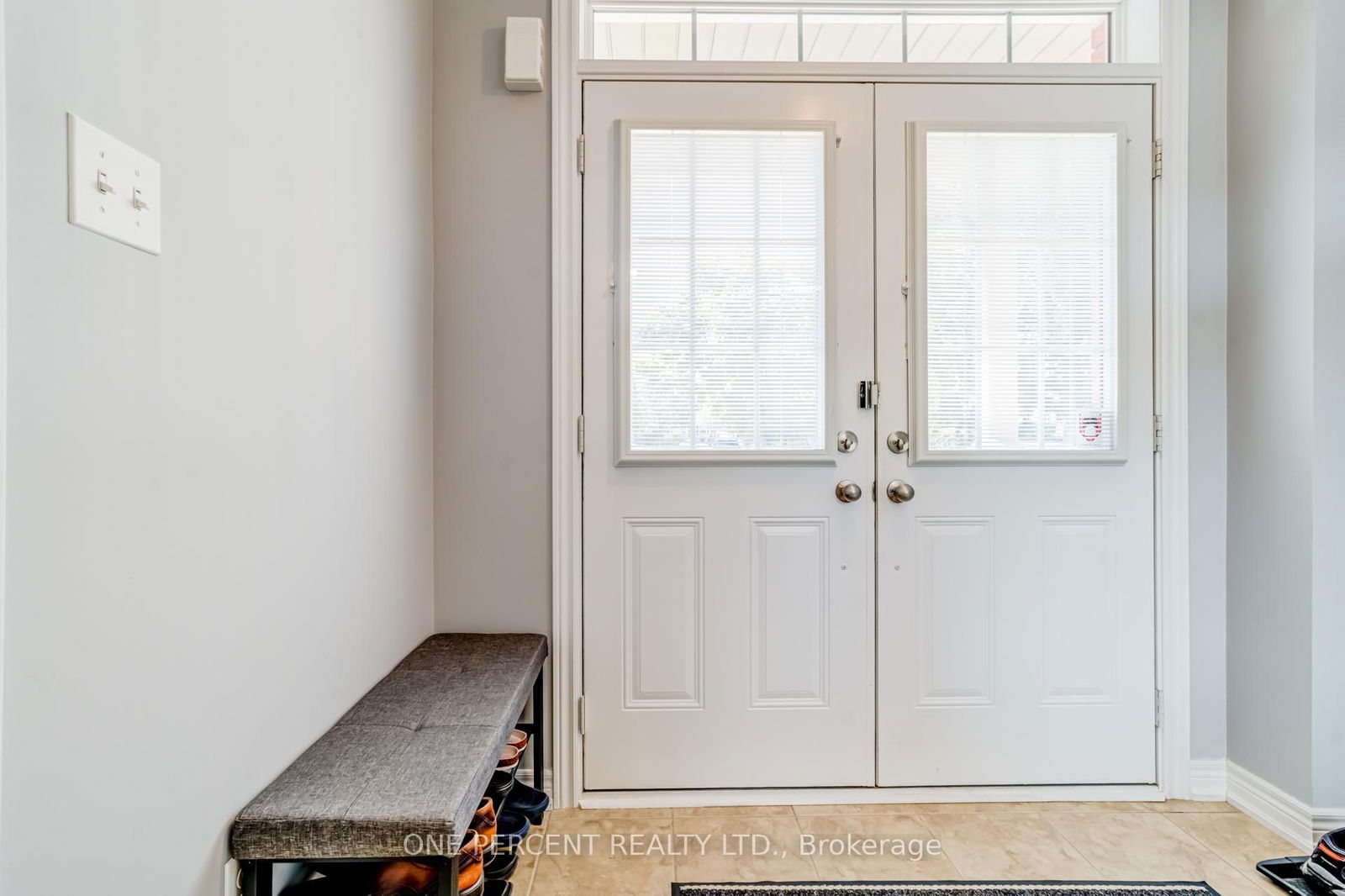Semi-Detached House for sale at 707 John Cole Court, Newmarket, Gorham-College Manor, L3Y 5V7 - MLS: N12158202