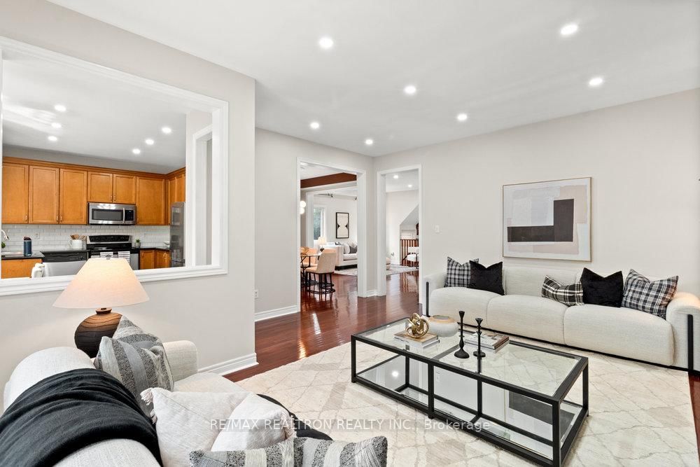 Detached House for sale at 310 Thornhill Woods Drive, Vaughan, Patterson, L4J 8V6 - MLS: N12158211