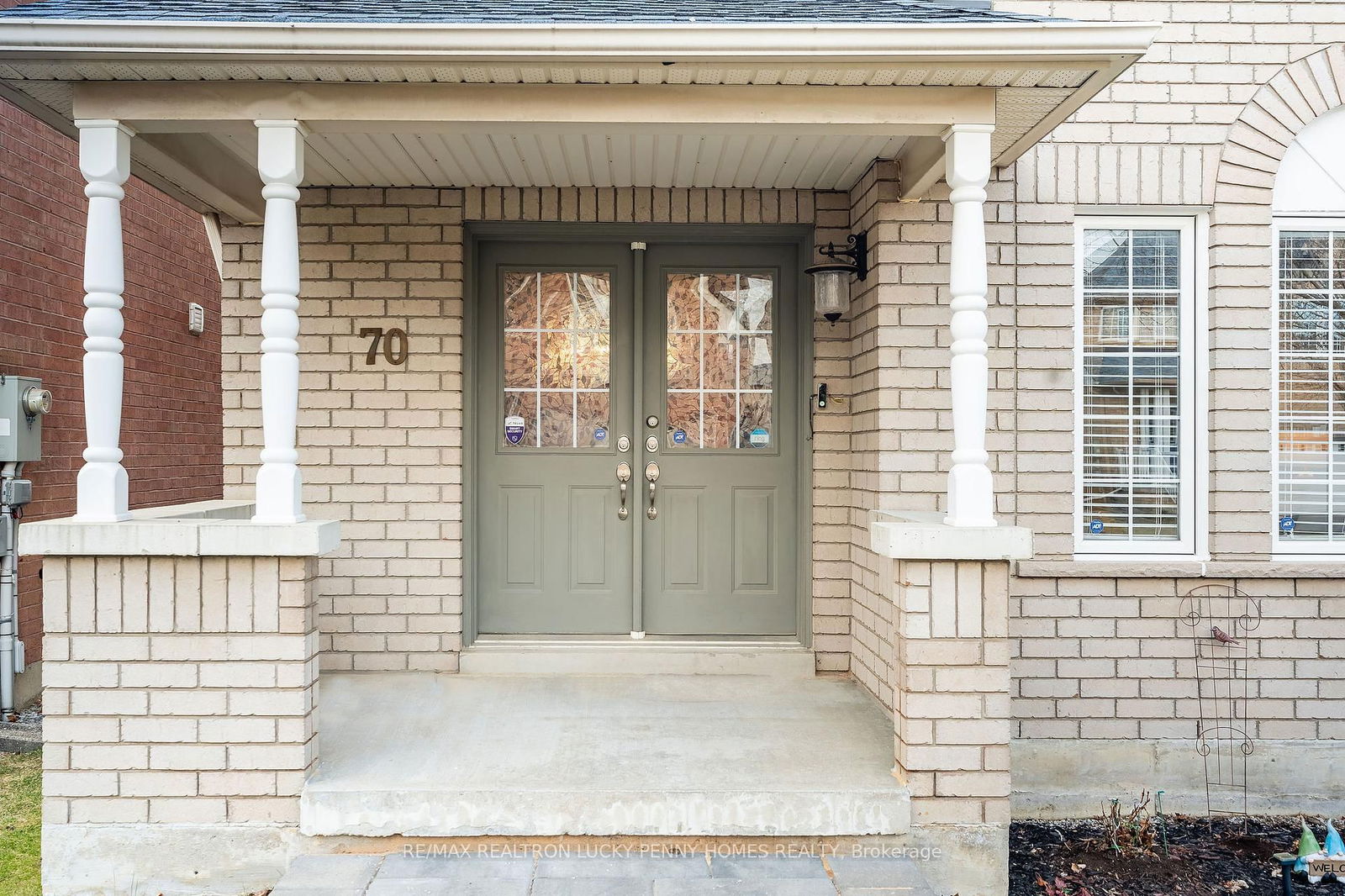Detached House for sale at 70 Lucien Street, Markham, Village Green-South Unionville, L3R 5E1 - MLS: N12158215