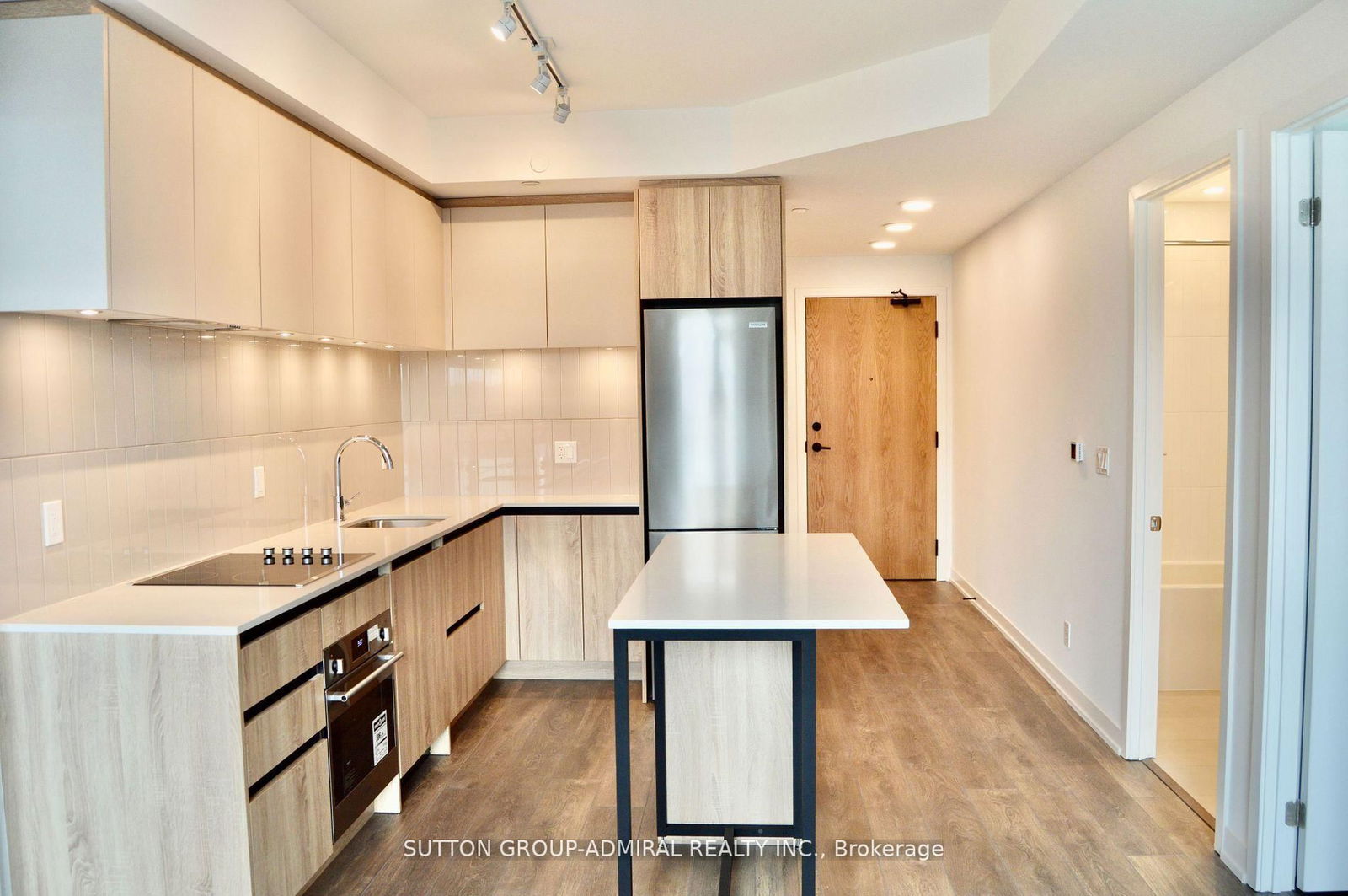 Condo for lease at 1302-7950 Bathurst Street, Vaughan, Beverley Glen, L4J 0L4 - MLS: N12158385