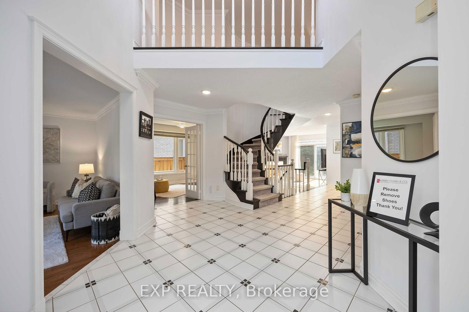 Detached House for sale at 3 Hoodview Court, Markham, Buttonville, L3R 0A6 - MLS: N12158462